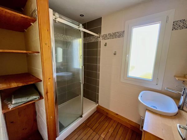 Maison plain pied 93m² 5 pièces + Dépendance 35m² 2 pièces