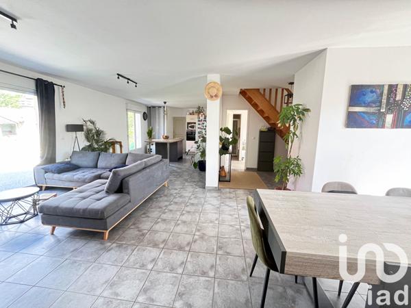 Maison à vendre 6 pièces 118 m² Rosny-sur-Seine