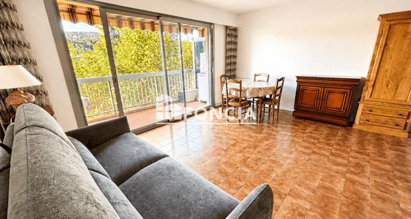 Location Studio meublé 26.88 m² - Hyères 83400