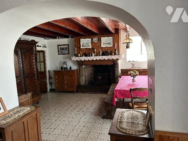 Jolie maison d'environ 160m², située dans la campagne d' Agon-Coutainville,  à 2,5km de la mer.