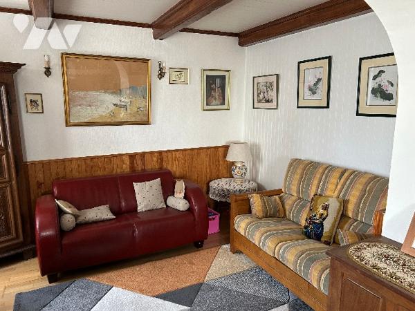 Jolie maison d'environ 160m², située dans la campagne d' Agon-Coutainville,  à 2,5km de la mer.