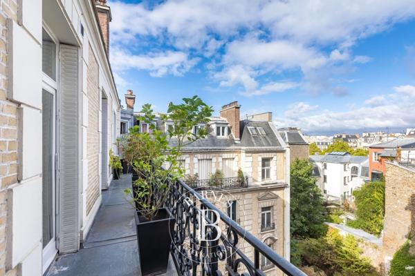 Paris 17ème, Appartement 3 Chambres -  121 m² à vendre