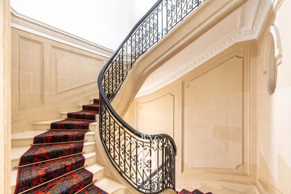 Paris 17ème, Appartement 3 Chambres -  121 m² à vendre