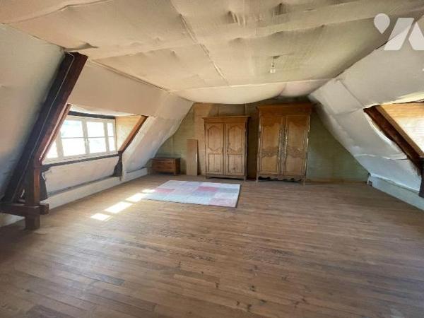 NOUVEAU "Chez des Notaires à Mes Côtés", situé en centre ville de FALAISE, au pied  des commerc...