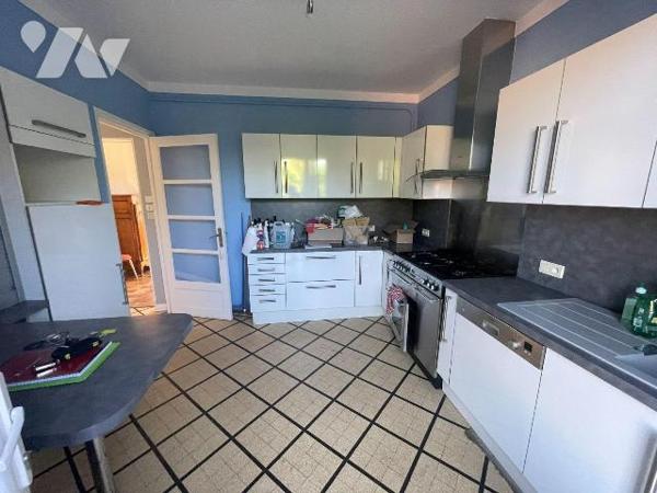 NOUVEAU "Chez des Notaires à Mes Côtés", situé en centre ville de FALAISE, au pied  des commerc...