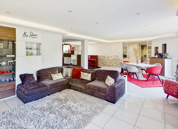 À vendre – Villa Kaufman & Broad avec véranda haut de gamme – 190 m² – Grand jardin paysager – 77600 Bussy-Saint-Georges - Seine-et-Marne - Val d’Europe - Disney