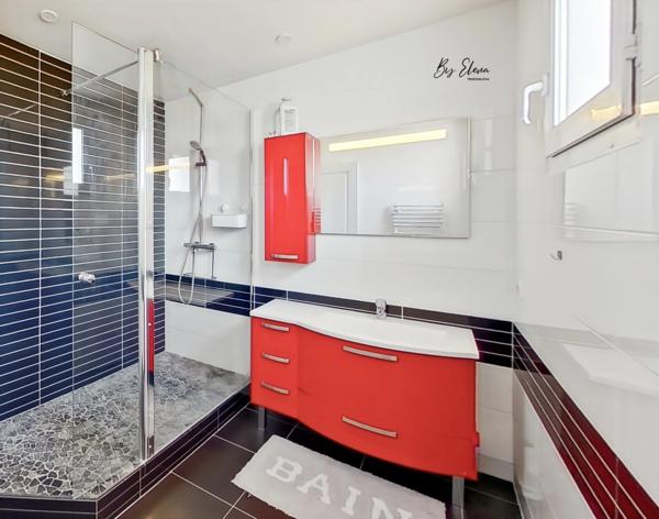 À vendre – Villa Kaufman & Broad avec véranda haut de gamme – 190 m² – Grand jardin paysager – 77600 Bussy-Saint-Georges - Seine-et-Marne - Val d’Europe - Disney