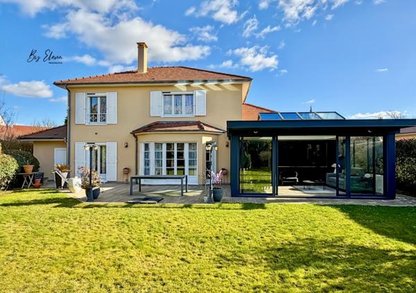 À vendre – Villa Kaufman & Broad avec véranda haut de gamme – 190 m² – Grand jardin paysager – 77600 Bussy-Saint-Georges - Seine-et-Marne - Val d’Europe - Disney
