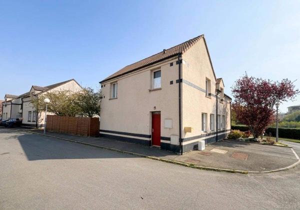 Maison 4 pièces/garage secteur Louvière