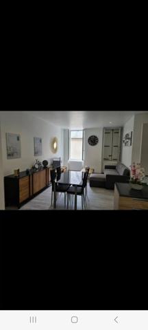 Vente Immeuble 10 pièces 210 m2 à Vierzon