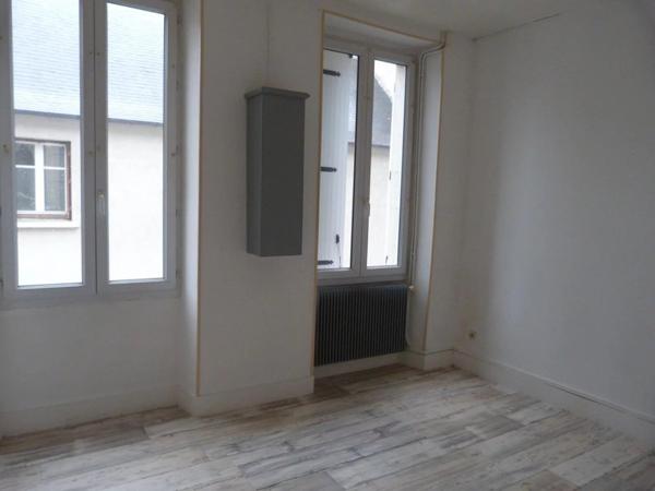 Vente Immeuble 10 pièces 210 m2 à Vierzon