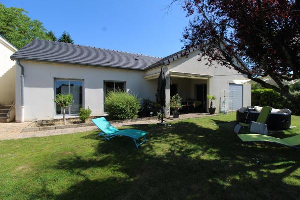 Maison plain-pied 128 m² 4 chambres à Saint-Vallier