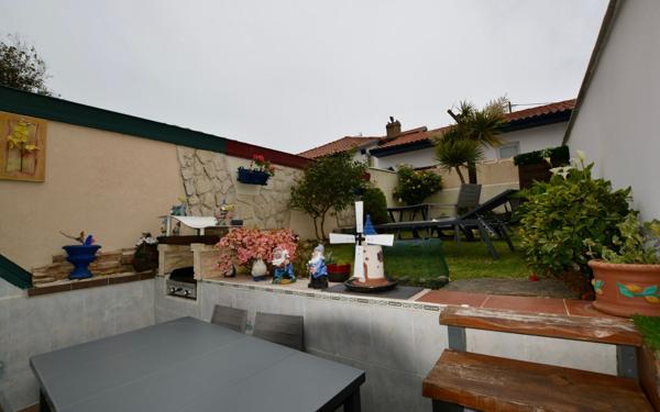 Maison à vendre    4 pièces •  Biarritz