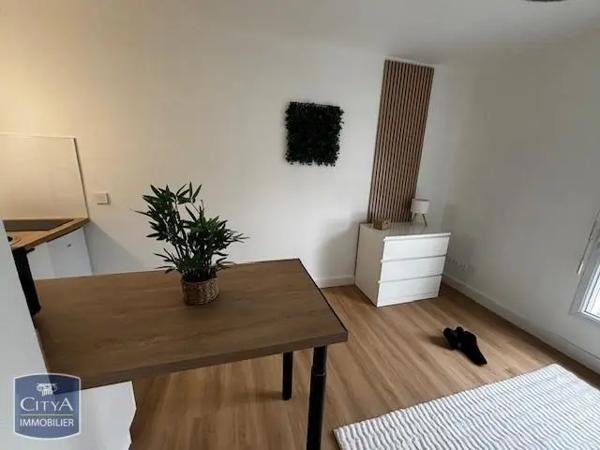 Appartement à louer 1 pièce 22.25m²