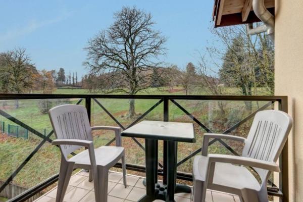 INVESTISSEMENT LOCATIF  DIVONNE-LES-BAINS  Résidence Zenitude L'Orée du Parc*** - 5,97% de rentabilité