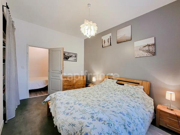 A VENDRE - Maison vigneronne T10 - 252m² habitables - Garage - Terrasse - Roujan (34)