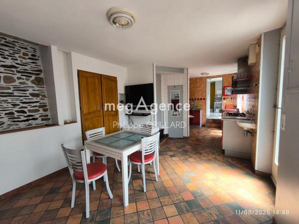 Maison à POUANCE, 49420 - 7 pièces 87m²