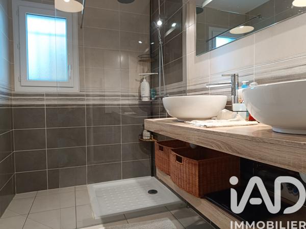 Maison à vendre 4 pièces 80 m² Arpajon-sur-Cère