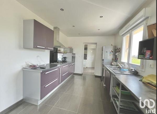 Maison 4 pièces de 122 m² à Pirou (50770)