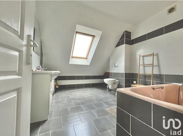 Maison 4 pièces de 122 m² à Pirou (50770)