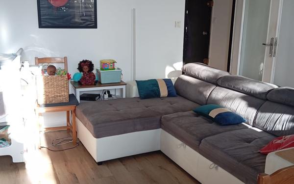 Appartement à vendre    3 pièces •  Solliès-Pont