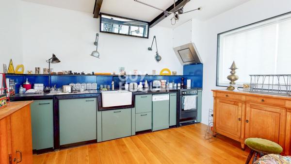 Loft d'exception avec terrasse et volumes généreux ? Une pépite rare !