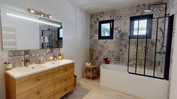 Centre ville, maison rénovée avec goût