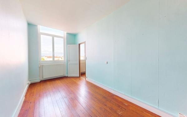 Appartement à vendre    2 pièces • 66,71 m2 Lyon 4