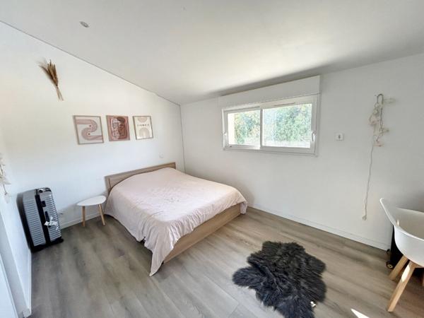 Maison 7 pièce(s) avec sous-sol et piscine sur 1500 m² de terrain