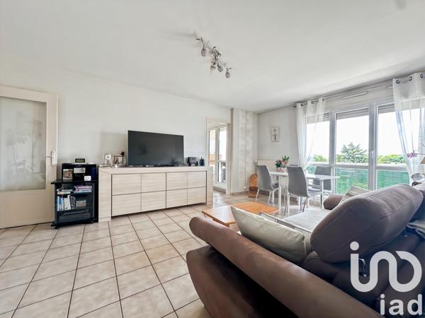 Appartement 2 pièces de 56 m² à Vaujours (93410)