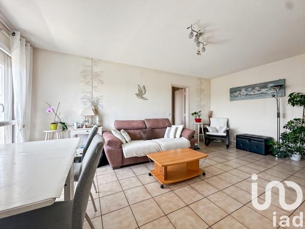 Appartement 2 pièces de 56 m² à Vaujours (93410)