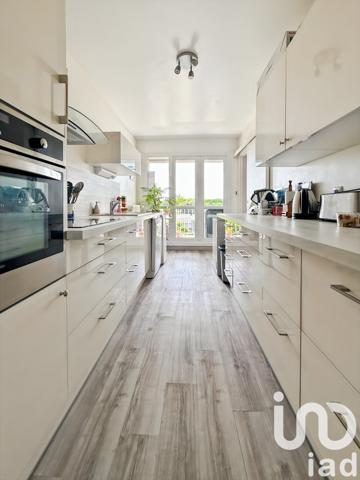 Appartement 2 pièces de 56 m² à Vaujours (93410)