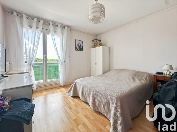 Appartement 2 pièces de 56 m² à Vaujours (93410)