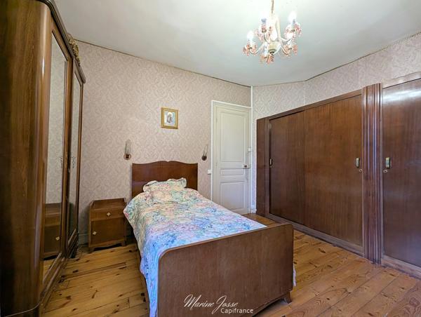 Lourdes – Maison de caractère style basque, modulable, idéale pour un projet familial ou locatif.