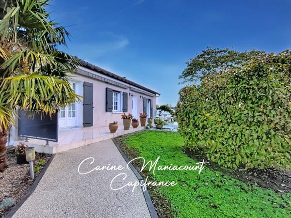 Maison 4 chambres sur sous-sol avec espace de vie de plain-pied et grand garage – Terrain 1701 m² – proche La Crèche et Saint-Maixent-l’École (79)