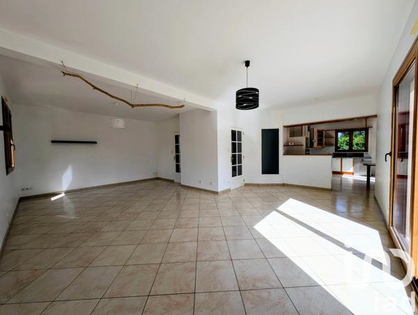 Maison à vendre 6 pièces 140 m² Châteaugiron