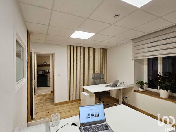 Location bureaux 14 m² Sayat
