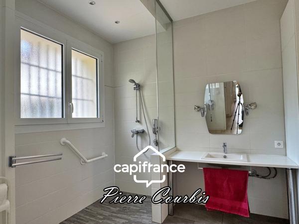 BRON CENTRE Maison 7 pièces avec grand garage et sous-sol