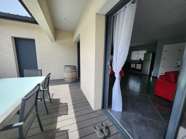 2 VILLAS NEUVES raccordables - plain-pied - grand jardin plat - piscine chauffée - accès vélo - sud Vinezac (07110)