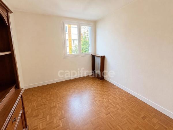 Appartement 4 pièces à vendre à Bondy (93140) – Mare à la Veuve – 82 m² – 3 chambres – 1er étage – Parking – Cave – DPE C