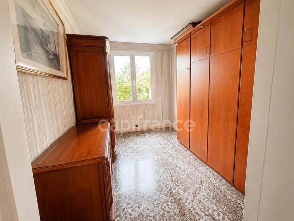Appartement 4 pièces à vendre à Bondy (93140) – Mare à la Veuve – 82 m² – 3 chambres – 1er étage – Parking – Cave – DPE C