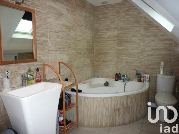 Maison traditionnelle 7 pièces de 142 m² à Nogent-sur-Oise (60180)