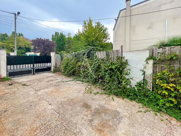 Maison plain pieds 4 pièces Sainte Geneviève des Bois 81m2