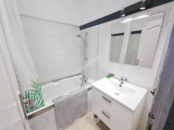 Excellent placement locatif Toulon Ouest Appartement T2 de 50 m² vendu meublé