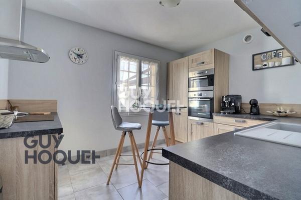 Propriété de qualité avec maison d'amis et piscine