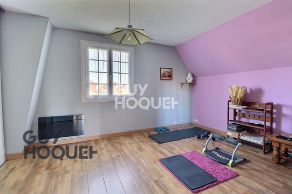 Propriété de qualité avec maison d'amis et piscine