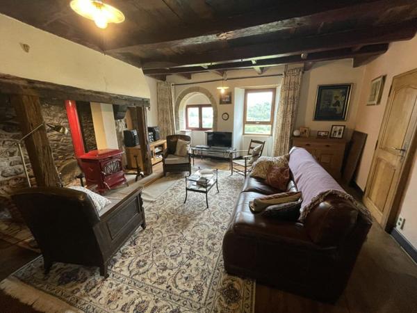 Maison à vendre |  Saint-Céré |  4 pièces | 148 m²