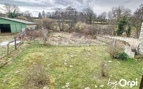 Maison à vendre    5 pièces • 115 m2 Charensat