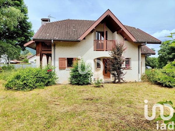 Maison à vendre 6 pièces 138 m² Doussard