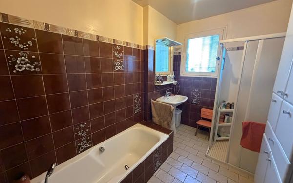 Maison à vendre    5 pièces •  Soustons